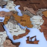 نقشه جهان چوبی و پلکسی
